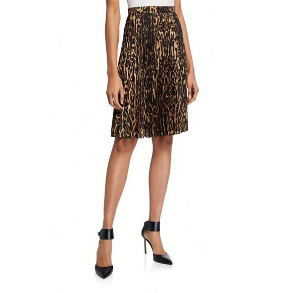 Burberry Rersby Leopard Pleated Skirt Size 6 Mustard Black Brown NWT $1090 - Picture 1 of 12